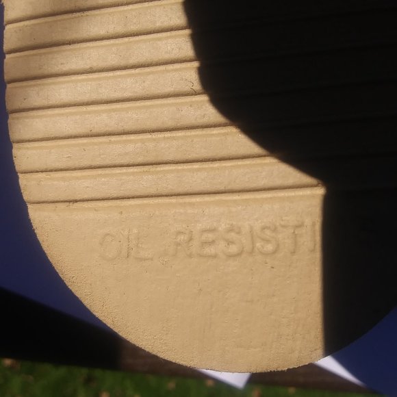 Timberland's Dark brown leather suede boots size 9M Vibram soles - Picture 8 of 15